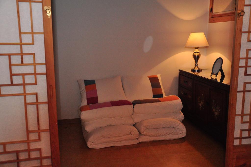 Hueahn Hanok Guesthouse Séoul Chambre photo