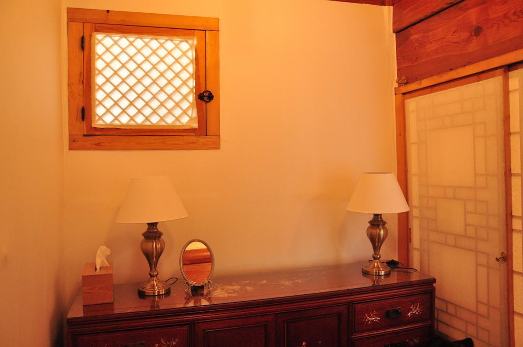 Hueahn Hanok Guesthouse Séoul Chambre photo
