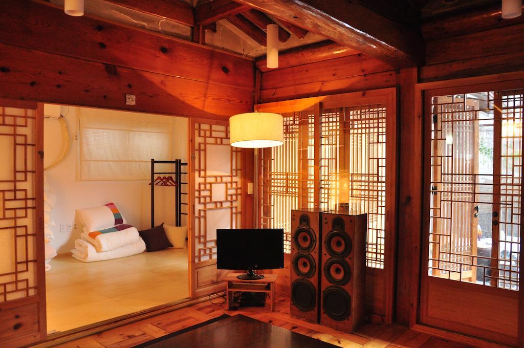 Hueahn Hanok Guesthouse Séoul Extérieur photo